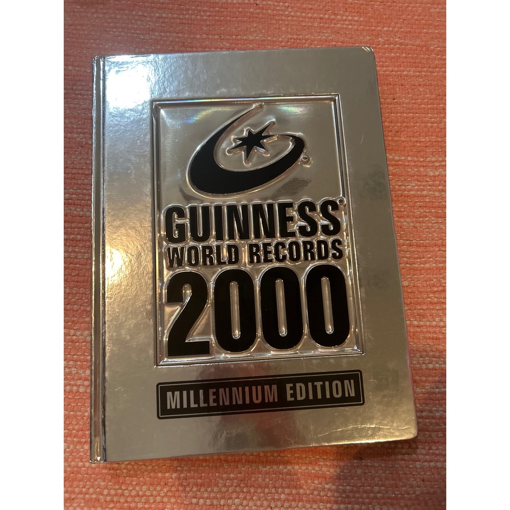Guinness World Records 2000 Millennium Edition Silver‎ Book